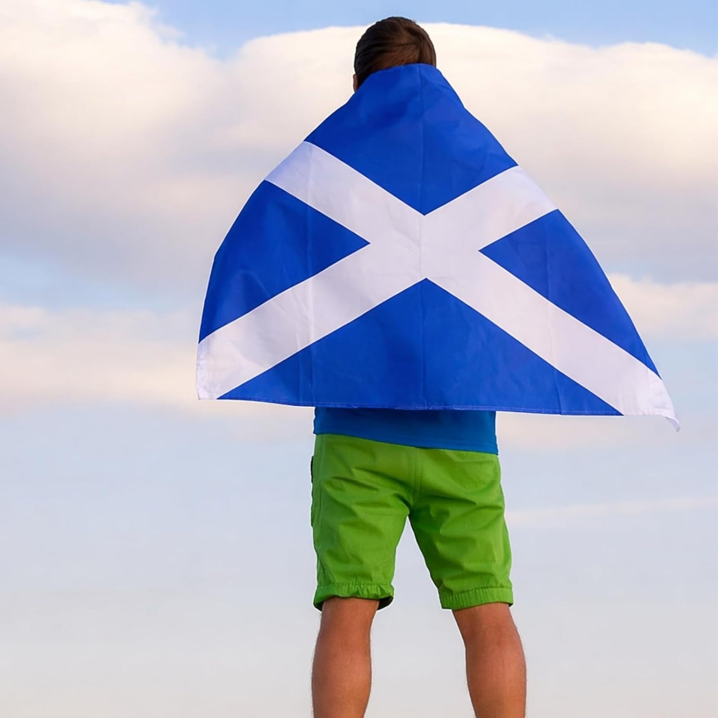 SCOTLAND Flag (Pack of 2) Scottish Saltire Flags 5ft x 3ft with Brass Eyelets, Large Scottish Flags for Football Rugby, Burns Night, St Andrew’s Day, Six Nations, Festivals, Parties, Home & Garden